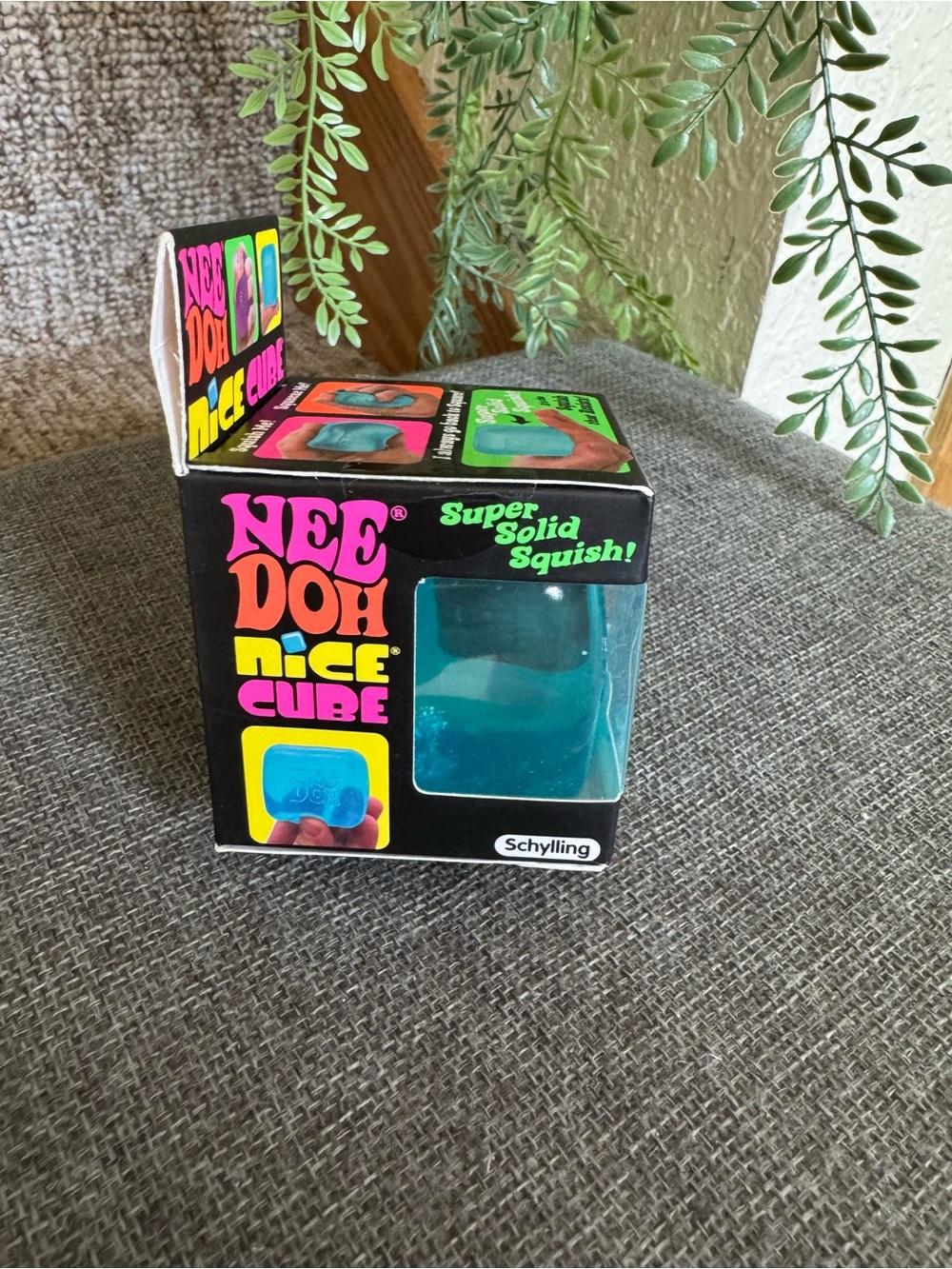 Authentic Original NeeDoh Blue (Regular Size) - Picture 3 of 4